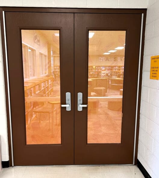 Custom Vinyl Lettering & Graphics